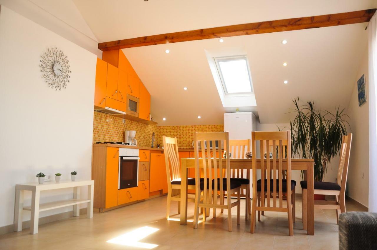 Rustic Apartment Mariva Ljubac  Exterior photo